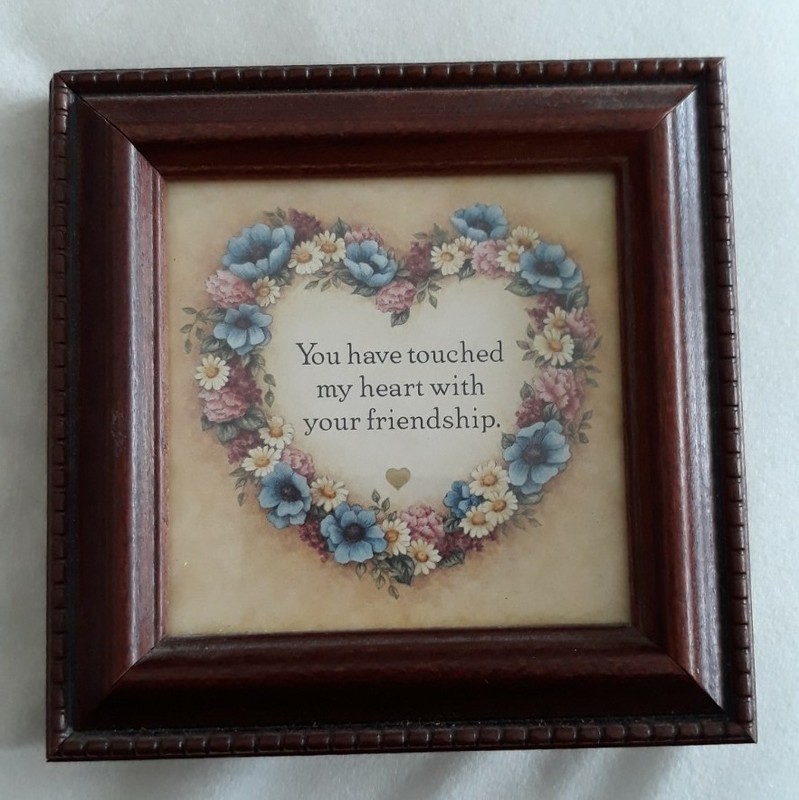 “Heart’s Friendship” Framed Plaque. Heartfelt Collection for Any Occasion