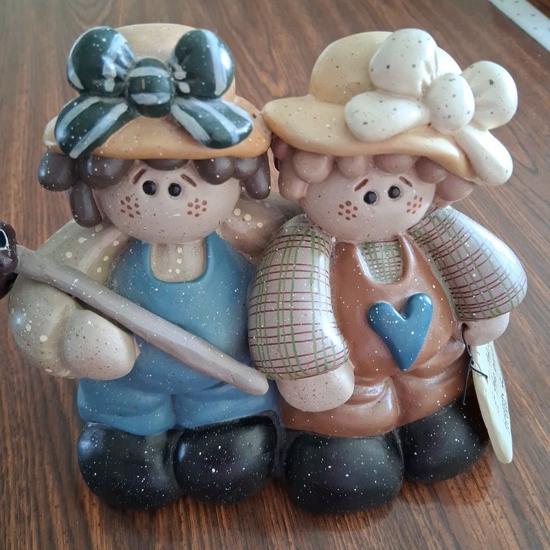 CMI HENTON Forever Friends Sisters Girls Figurine Home Decor Country Friendship