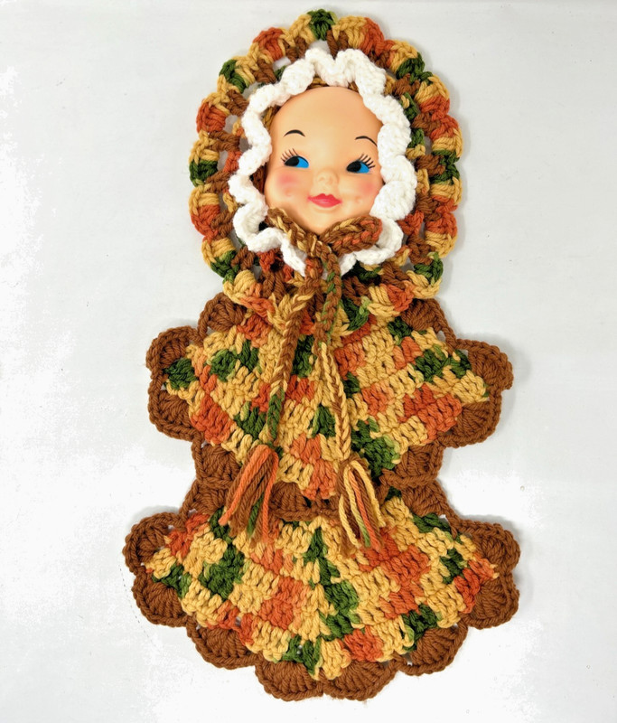 Macramé baby 1970s vintage retro lounge loft decor strange odd bizarre weird cra