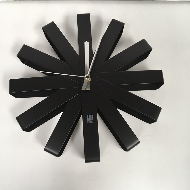 Umbra Ribbon Black Steel Analog Wall Clock, 12 in, 1 AA Battery needed, New
