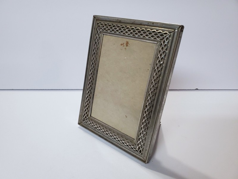 Art Deco Ornate Metal Silver PICTURE PHOTO FRAME Hold 2.5×3.5 Easel Back