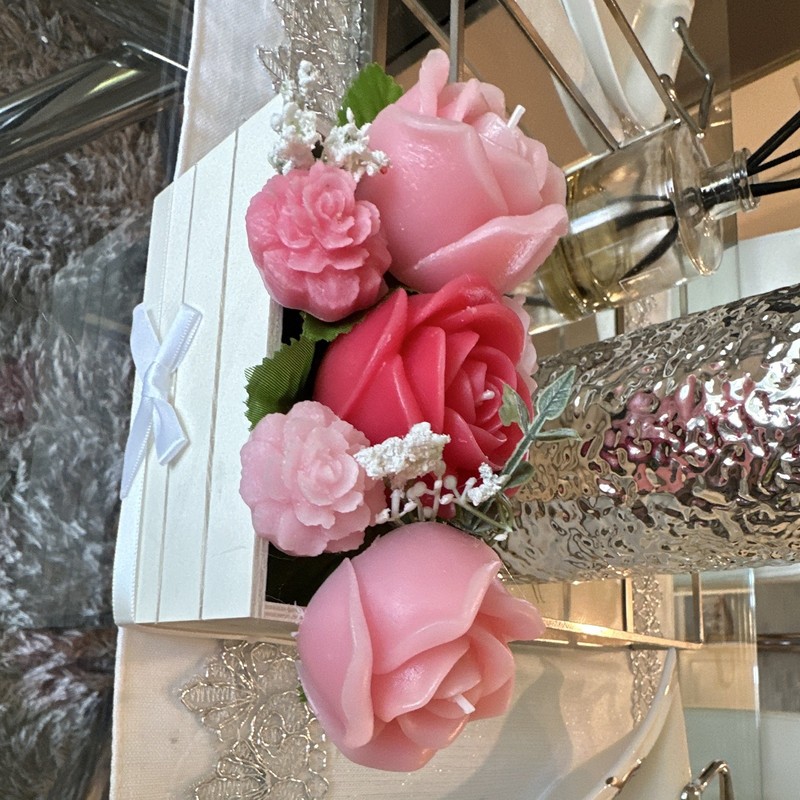 Organic candles bouquets (variety of colors and scents) for any occasion. gallery