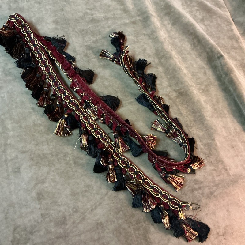Dark Red Black And Gold Chain Design Tassel Trim For Pillows Chairs Or Whatever