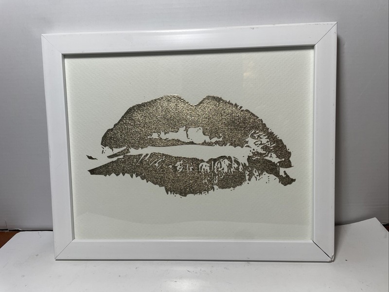Gold Lips-Premium Framed Print - Ready to Hang