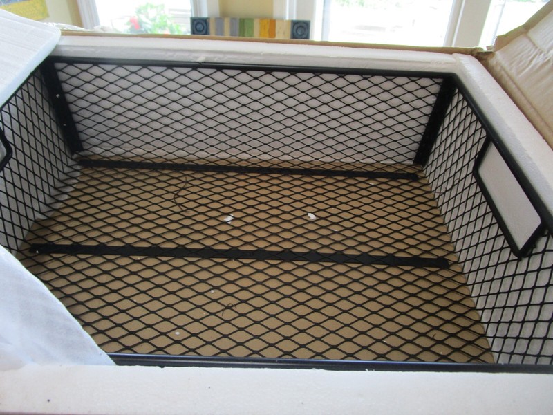 Pottery Barn Sheffield Wire Baskets set 2 for TV New in box