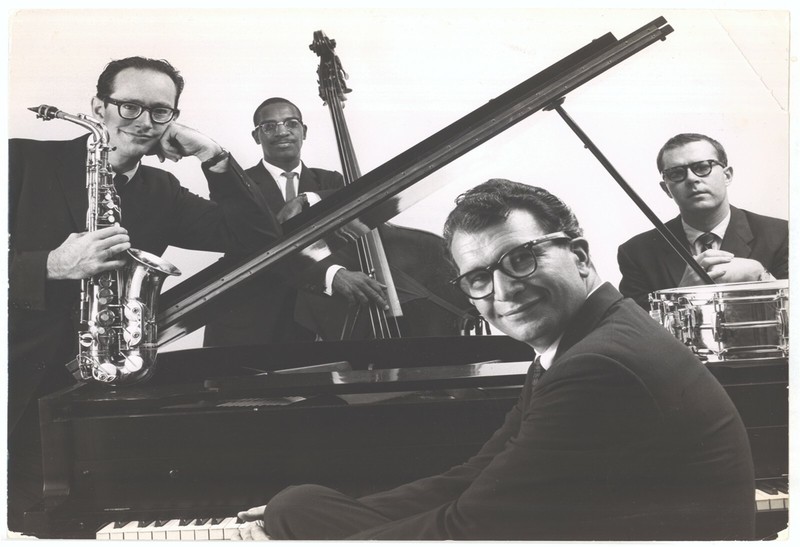 Dave Brubeck 8 x 10 photo or 13 x 19 mini poster, Free Shipping 02