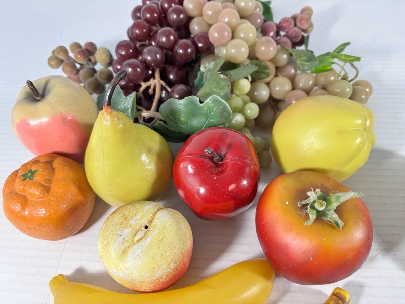 Lot of 31 Ceramic and Plastic Fruit and Vegetables Grapes Apple Pear Corn Pepper gallery