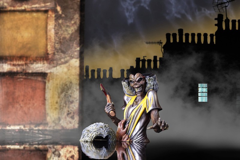 Officially Licensed Iron Maiden Killers Bust Box (Small) Yellow, 16.5cm gallery