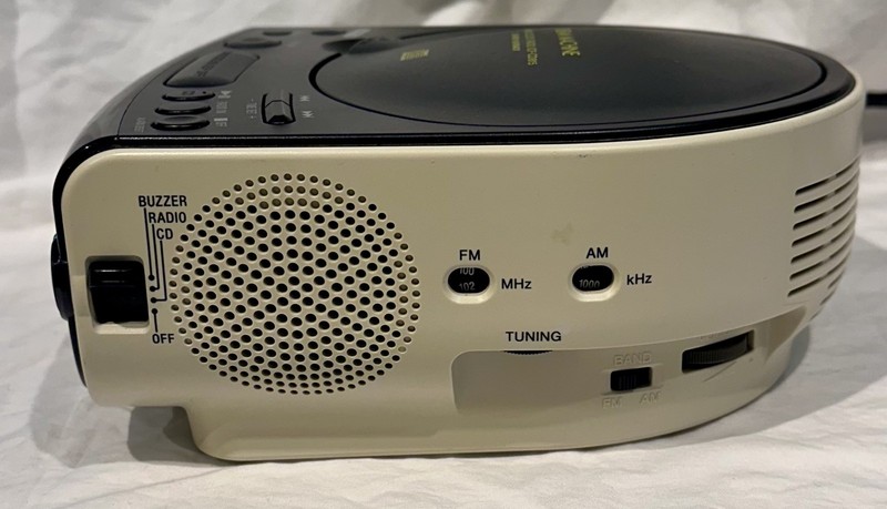 Sony Dream Machine ICF-CD815 FM/AM Radio CD Player Dual Alarm Clock-TESTED/WORKS gallery