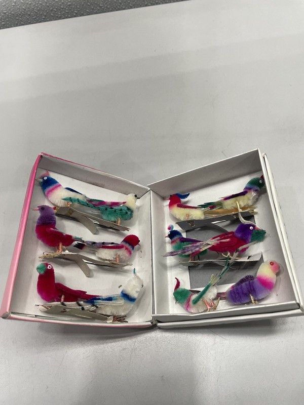Vintage Chenille Pipe Cleaner Birds, Box Of 12- With Original Box