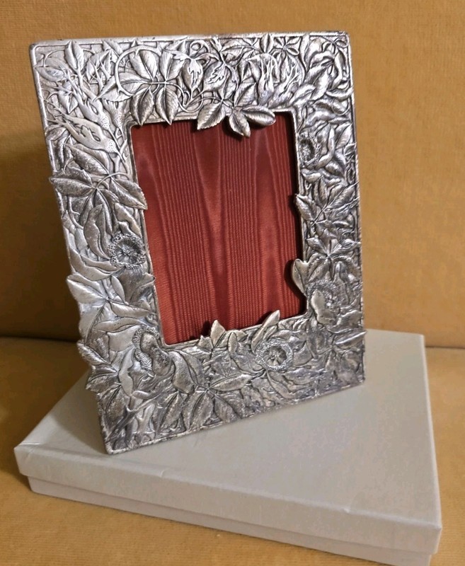 Gorham Gog-Rose Embossed Silver Photo Frame 7″x 6″ Green Velvet Easel Back