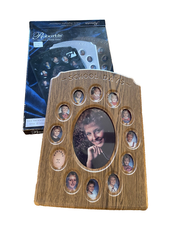 Robarb’s SCHOOL DAYS Vintage 80s Solid Oak Wood Photo Frame Pre K – 12 Vintage