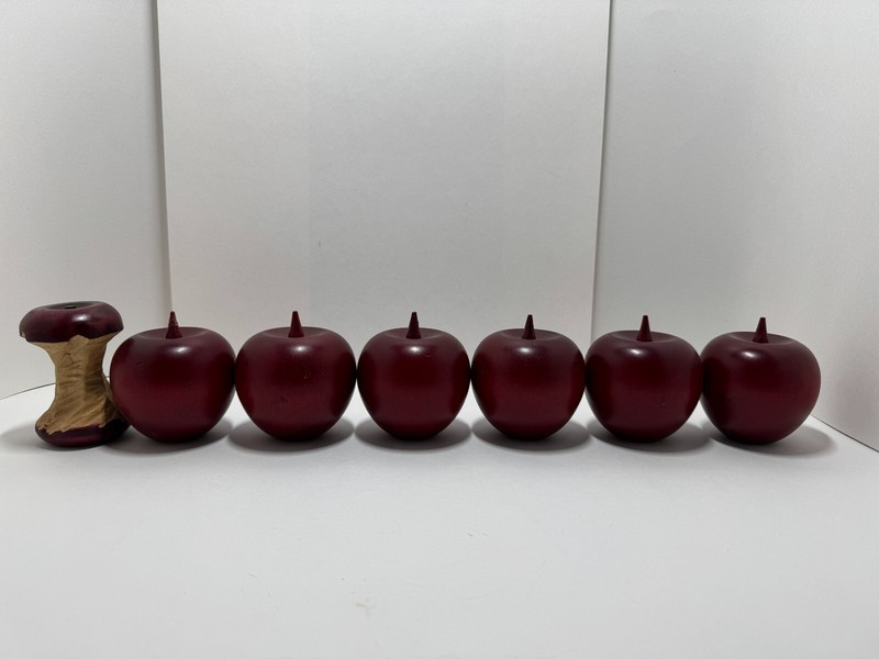 Vtg 7 Wooden Apples Folk Art Farmhouse Primitive Decor Bowl Fillers NOT BASKET
