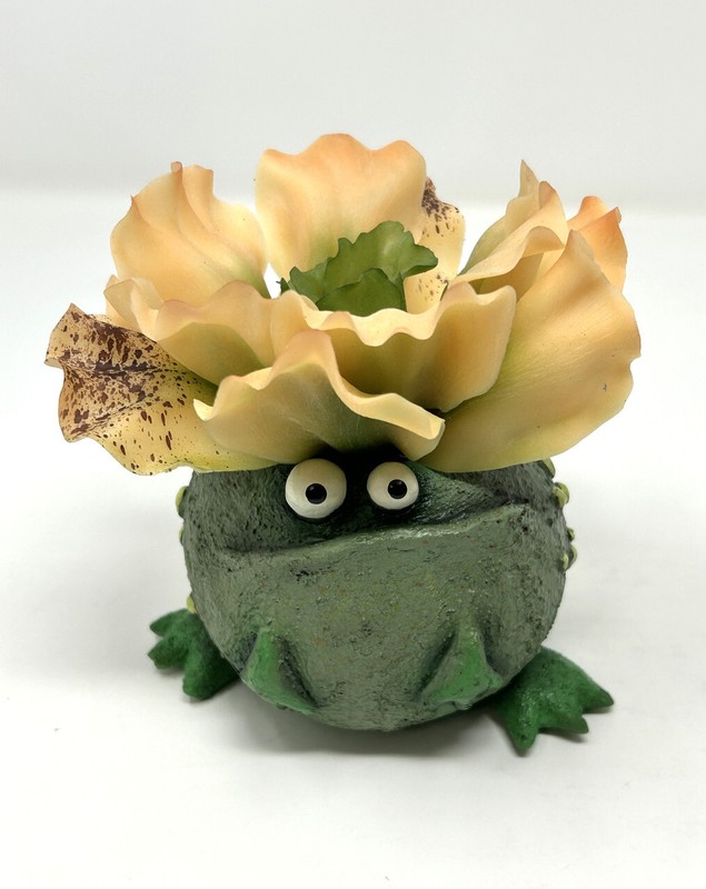 5″ Potted FRECKLES The FROG Blob House pot planted WITH soft faux Peach-green Cu