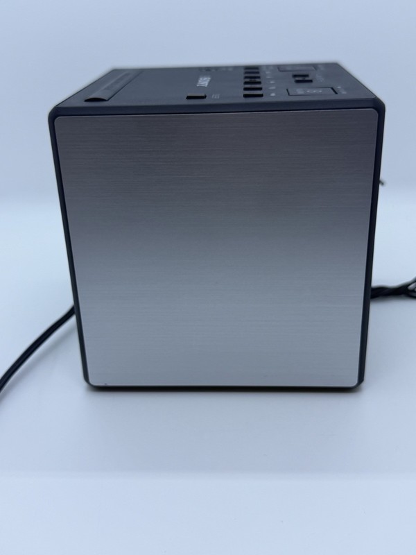 Sony FM/AM Clock Radio Alarm With Time Projection. Model iCF-C1PJ A3 gallery
