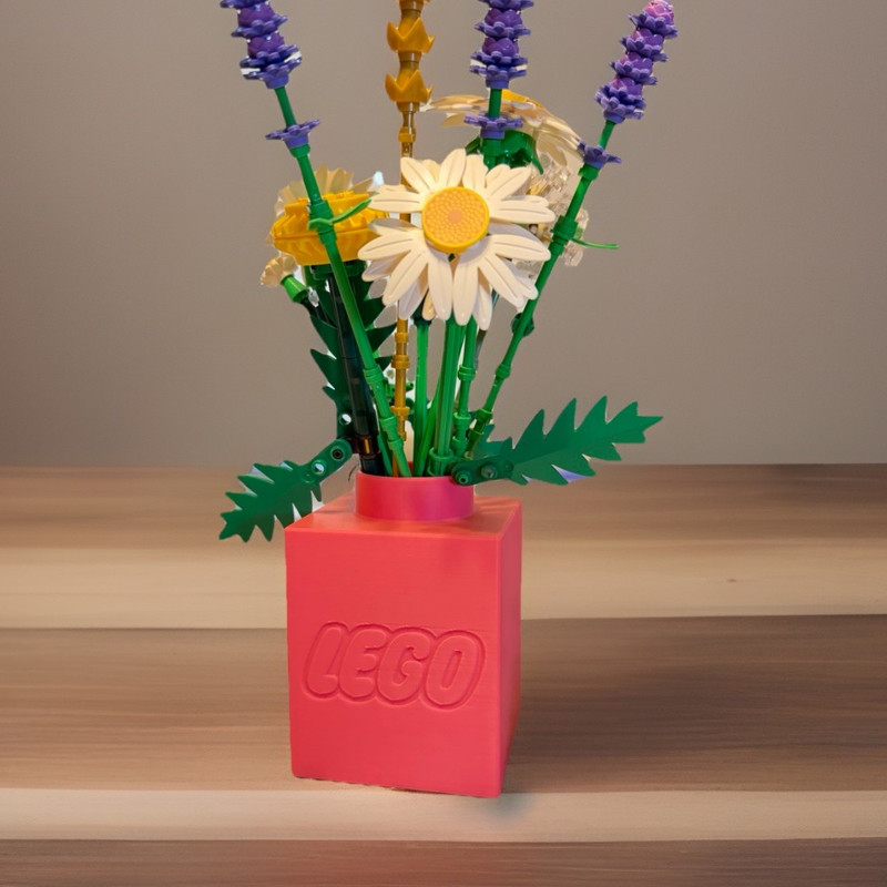 Block style botanical flower vase