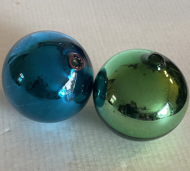 2 Vintage 4″ Handblown Glass Globe Gazing Ball Opaque Sphere Blue + Green