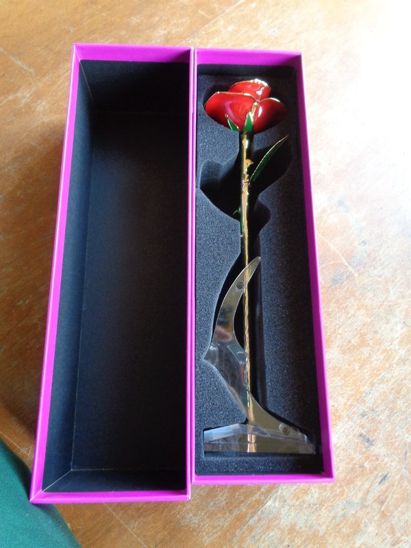 Forever Rose Dipped In 24K Gold - Valentines Gift gallery