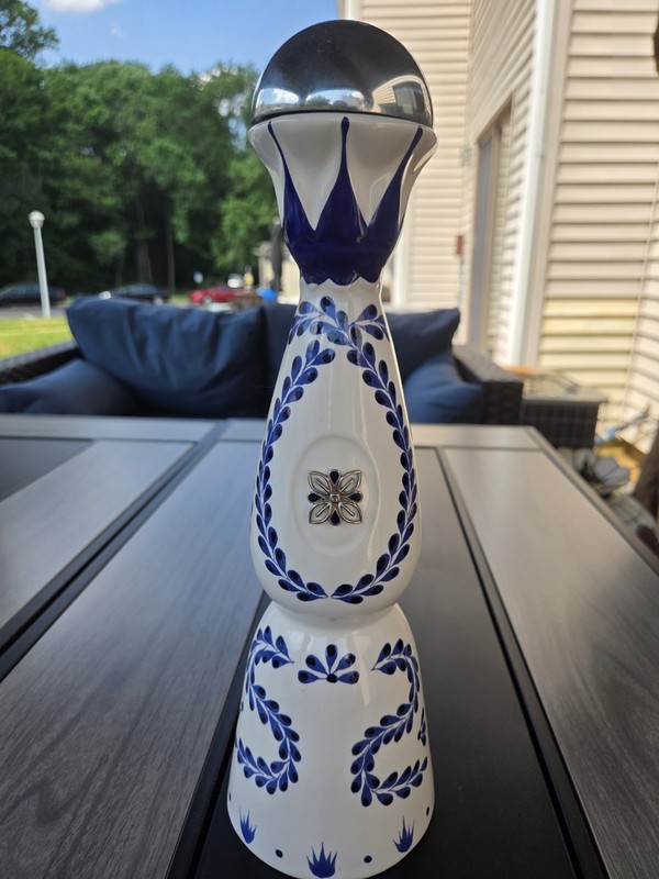 Clase Azul Reposado Empty Tequila Bottle Decanter 750ml w/ Lid Hand Painted