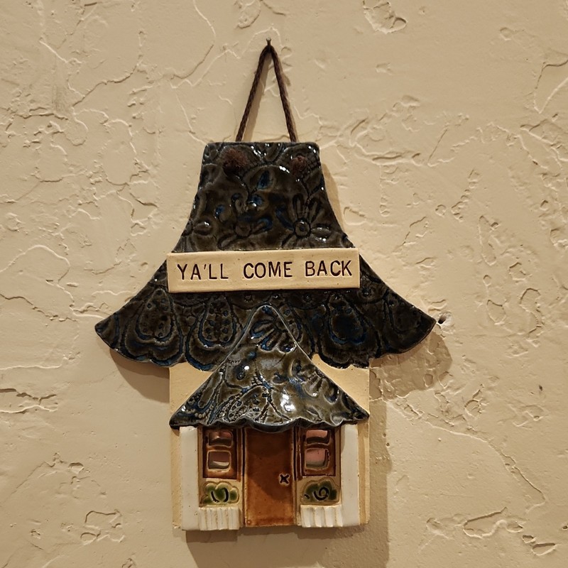Studio Pottery House Wall Plaque Welcome YA’LL COME BACK no chips or cracks