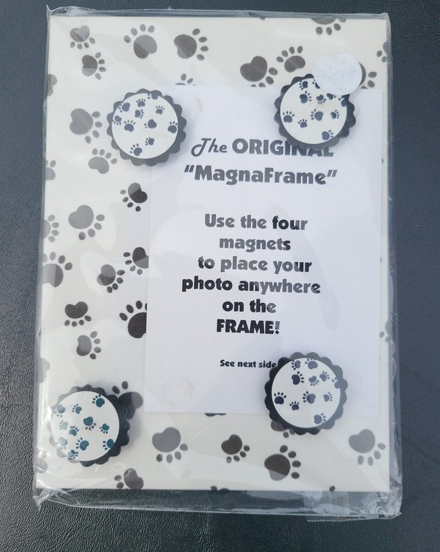Original Magnaframe Magnetic Photo Frame