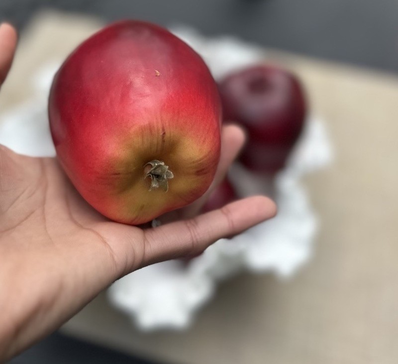 Set of 6 Realistic Faux Red Apples Artificial Fruit Kitchen Counter Bowl Decor gallery