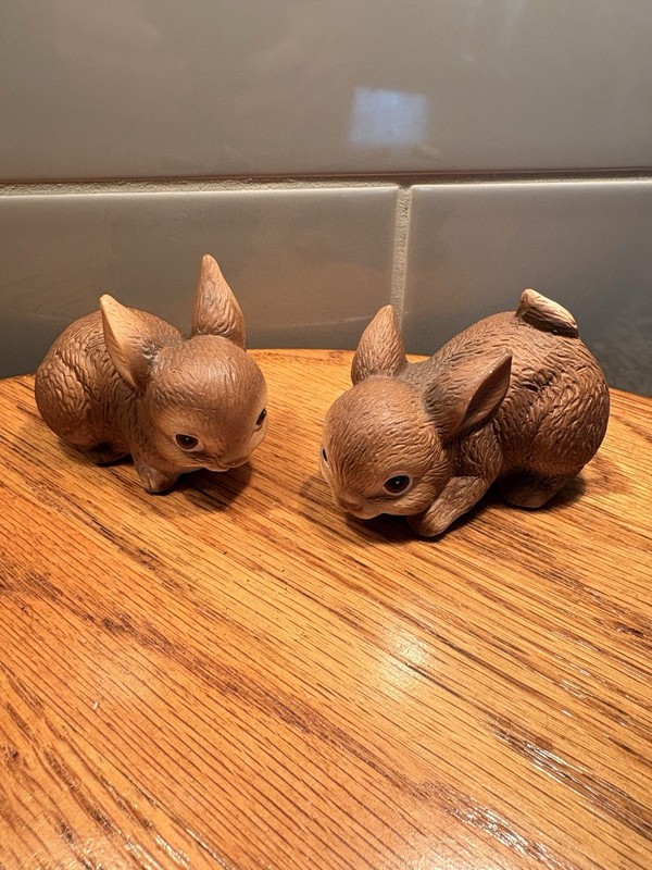 Adorable Vintage Lefton Ceramic Brown Baby Bunny Rabbits Figurines Trinkets gallery
