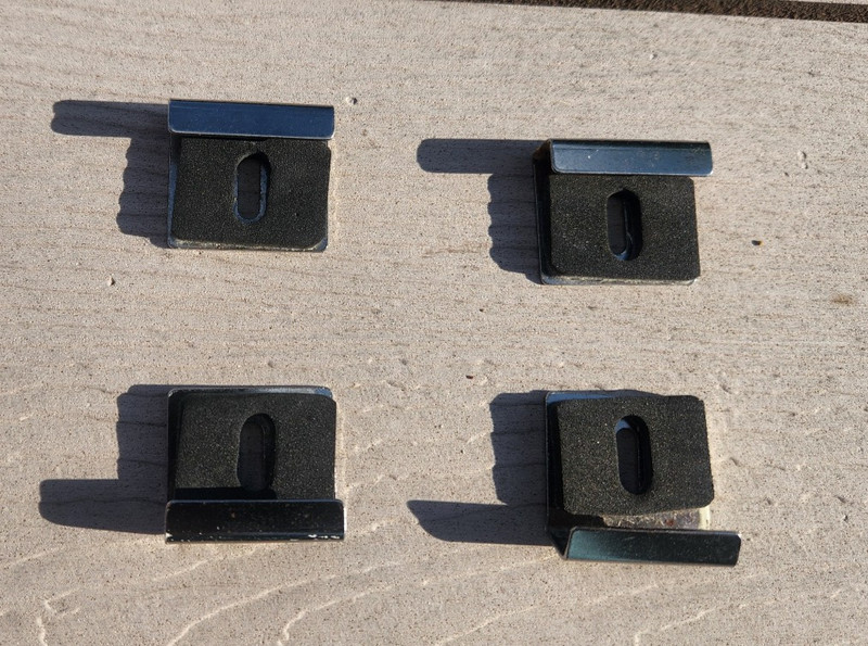 4cs Metal Mirror Holder Kit, Heavy Duty Frameless Mirror Clips / Brackets
