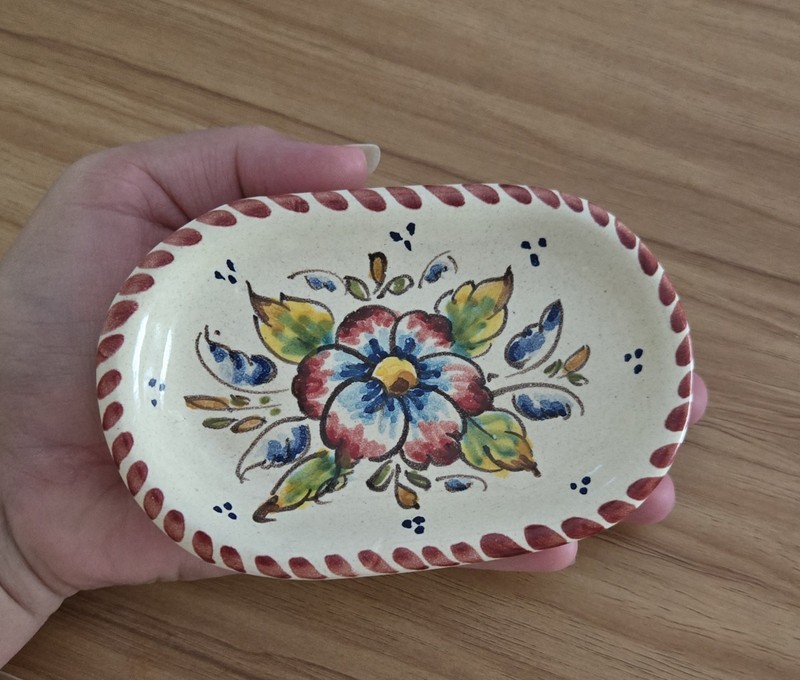 Vintage Talavera Soap/Trinket Dish Made In Spain gallery
