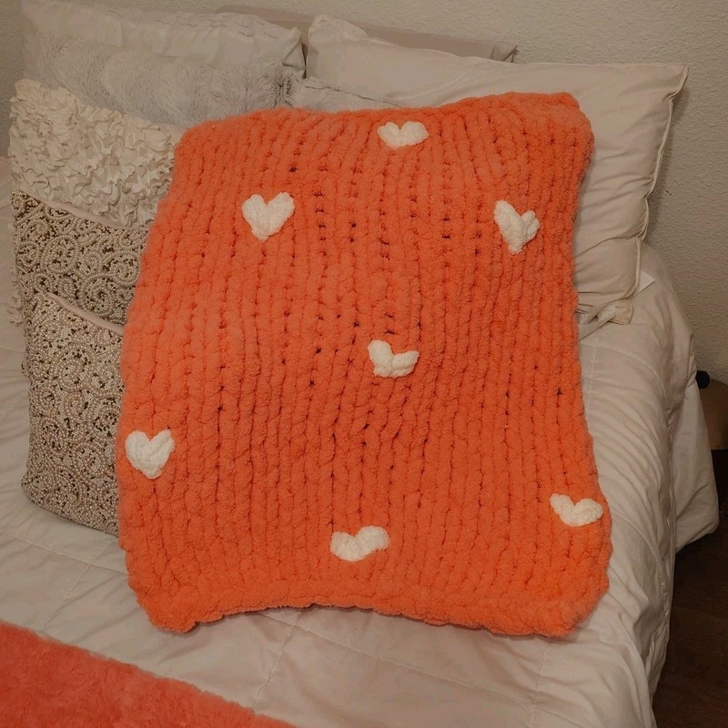 Handmade Chunky Knit Fuisha Pink Blanket w/ White Heart Pattern Decorative