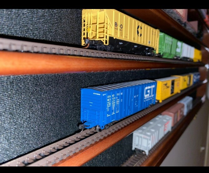 Train Display Case N Scale 7 Shelves Walnut Cabinet Railroad Car Locomotive Rack gallery