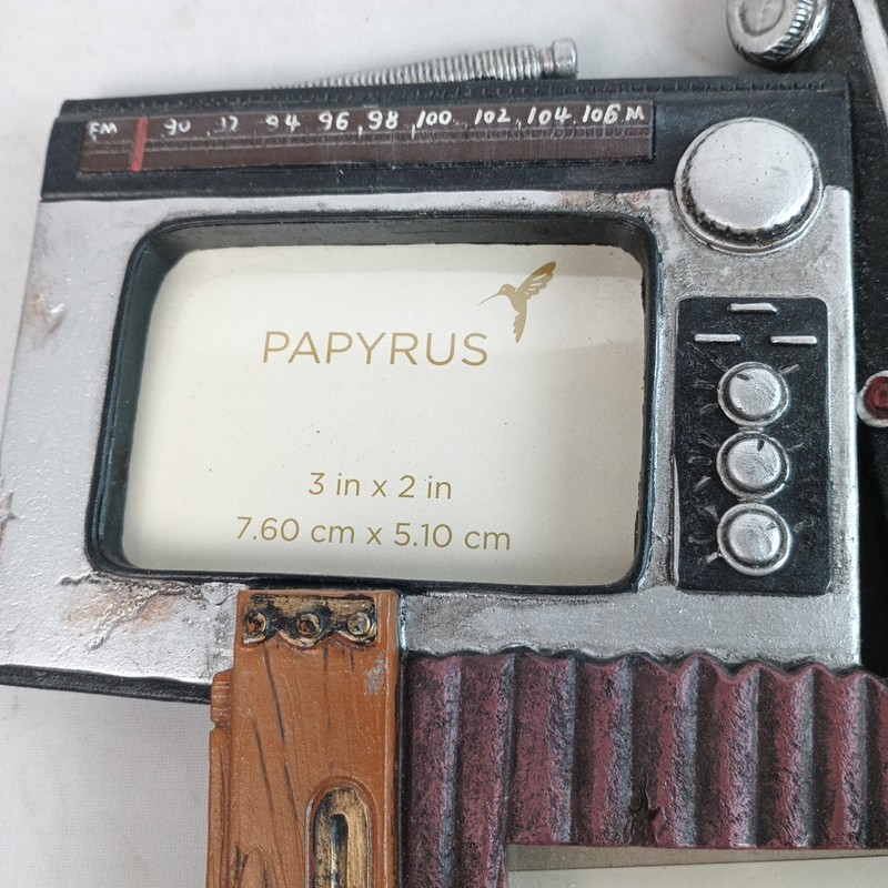 Papyrus Picture Frame Three Picture Capacity Vintage Style Heavy Shelf Sitting gallery