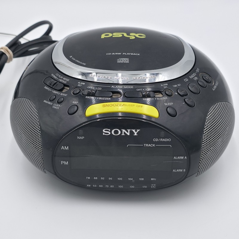 Black Sony PSYC ICF-CD832 CD / CD – R/RW PLAY /AM / FM Stereo Clock Radio TESTED