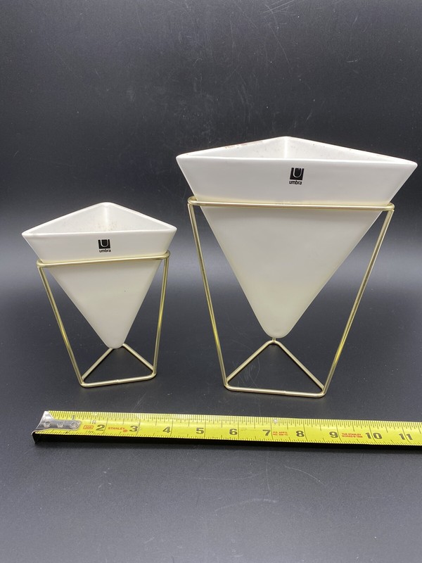2 UMBRA TRIGG TRIANGULAR CERAMIC VASE CONTAINERS and STANDS gallery
