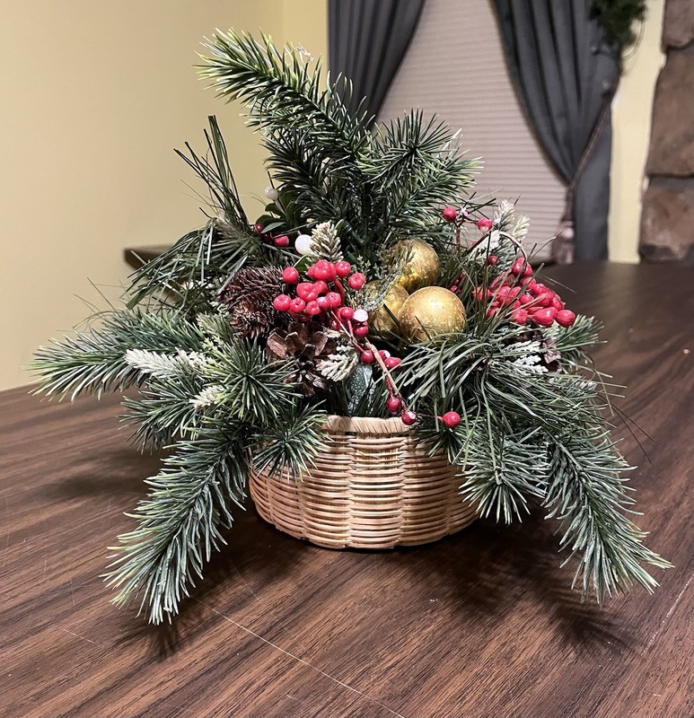 Festive Artificial Christmas Floral Arrangement In Small Round 6” Woven Basket