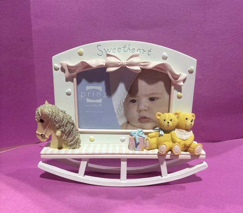 Prinz VTG 4×6 Ceramic Picture Frame 3D Sweetheart Rocking Horse & Teddy Bears
