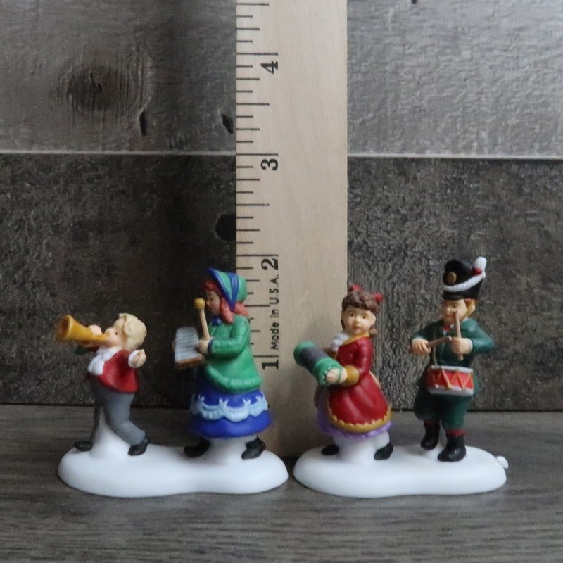 Dept 56 Christmas Morning Parade Dickens Village 2pc Set gallery
