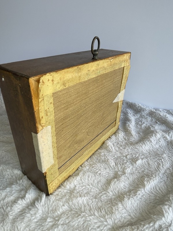 Vintage Doll House Shadow Box Old Fashioned Bathroom Furniture Miniature Mini gallery