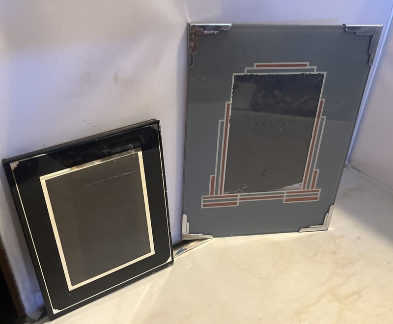 VTG 1940s Art Deco Reverse Painted Black w/ Silver Metallic Glass