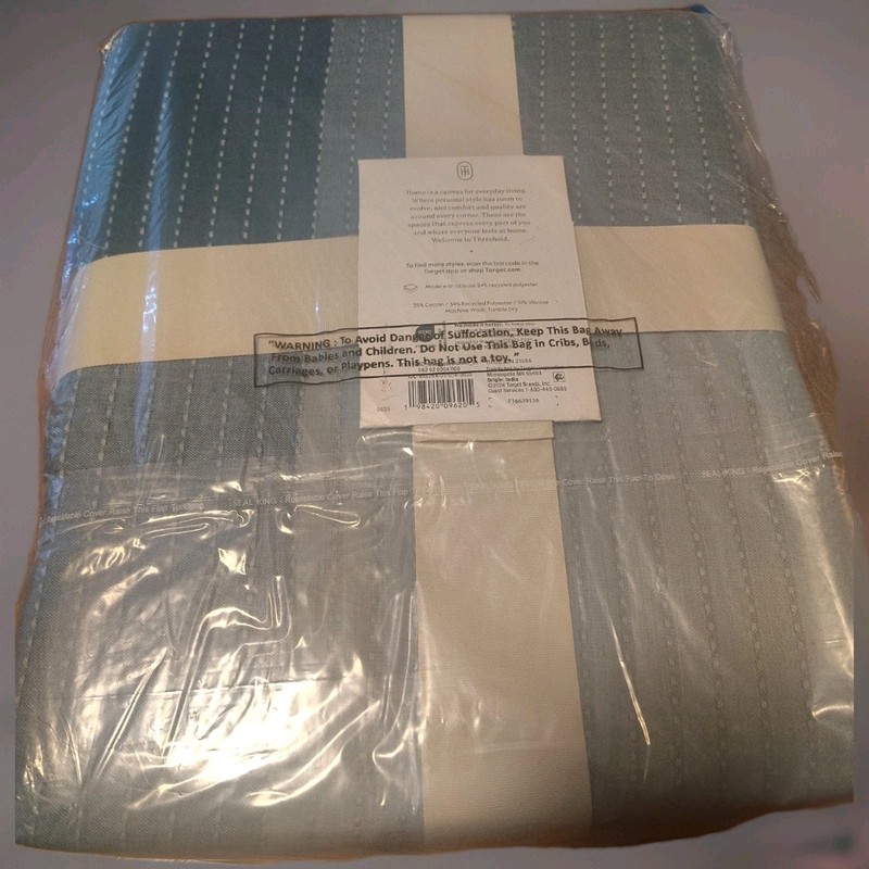 Full/Queen Spring Matelasse Blanket Blue Oversized Gingham - Threshold gallery