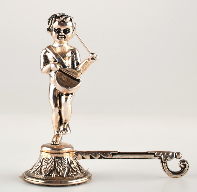 *Lot of 4 Vintage Silver Plated Putto Place Card Holders Cherub Angels Musicians gallery