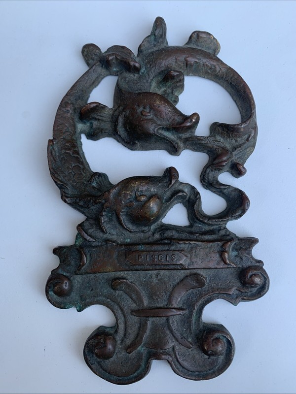 PISCES ASTROLOGY Bronze DOOR-WALL-GARDEN ORNAMENT (2lbs 2oz)