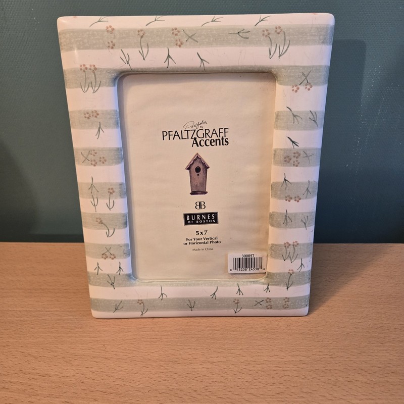 Pfaltzgraff Naturewood Stripes Accents 5×7 Photo Frame Burnes of Boston