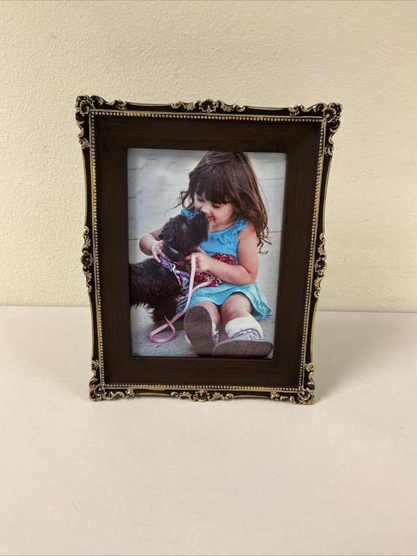 Hymmah 8×10 Photo Frame G136