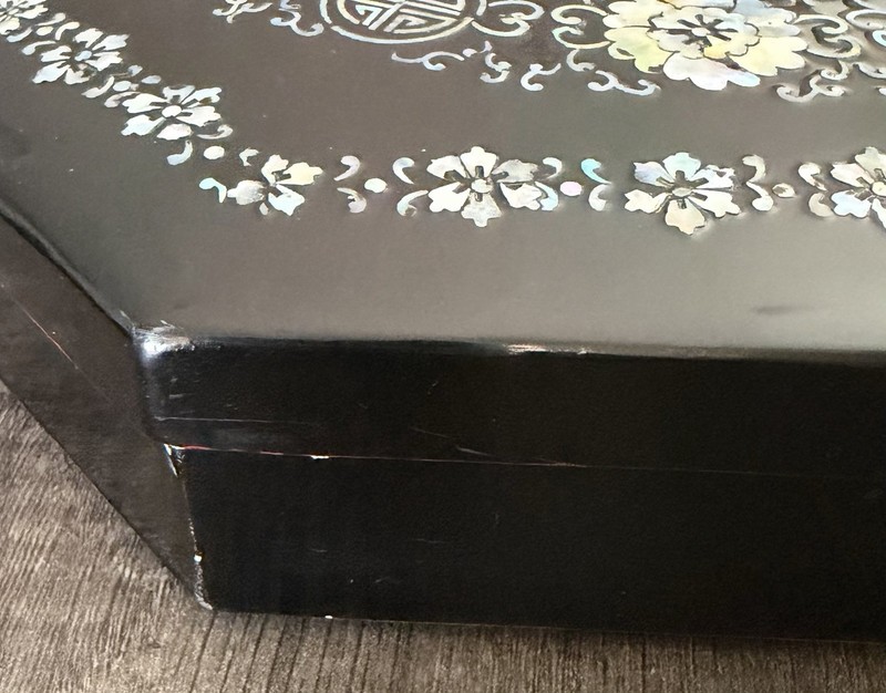 Vtg Korean Oxblood Lacquer Mother of Pearl Crane Bento Gujeolpan Box 9-Section gallery