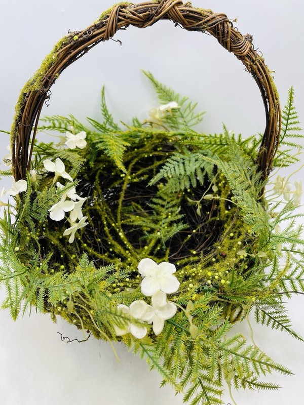 GrapeVine Moss Basket Green Fern Flowers Vines Twig Birds Nest Easter Spring 12" gallery