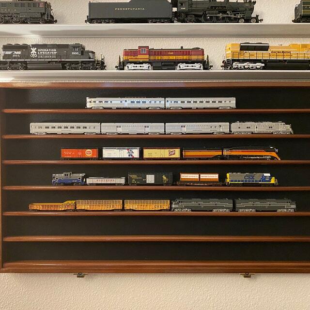 Train Display Case N Scale 7 Shelves Walnut Cabinet Railroad Car Locomotive Rack gallery