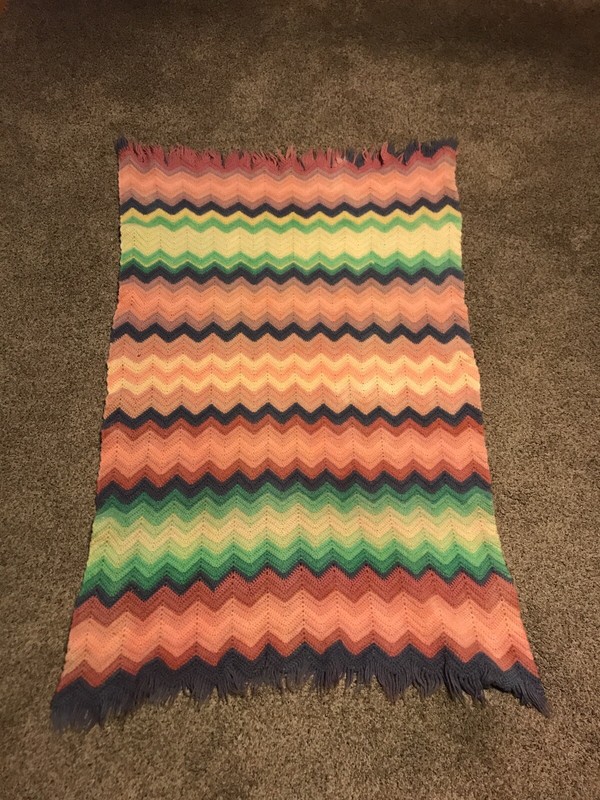 Vintage Handmade Afghan Lap Blanket Multicolor Chevron w/Fringe Edge ~ 30″ X 50″