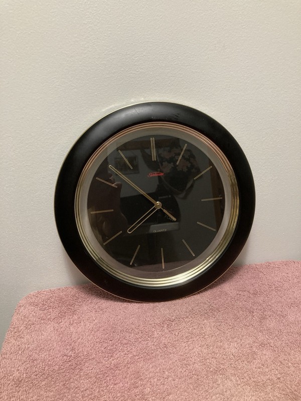 Vintage SUNBEAM Quartz 12in Wall Clock Black, Gold & See Through Mod#882-1620