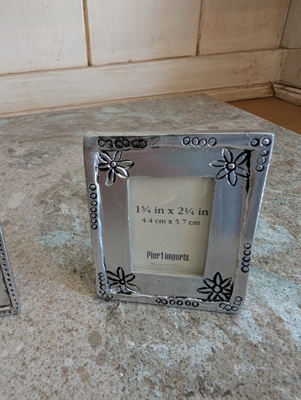 NIB Vintage Set of 3 Pier 1 Imports Desktop Frames Silver Tone 1.75” X 2.5” gallery